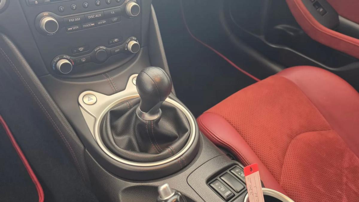 nissan-370z-2010-gasolina-3696cc