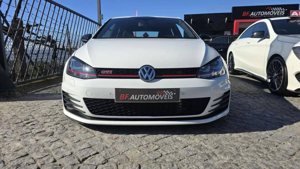 volkswagen-golf-2013-gasolina-1984cc