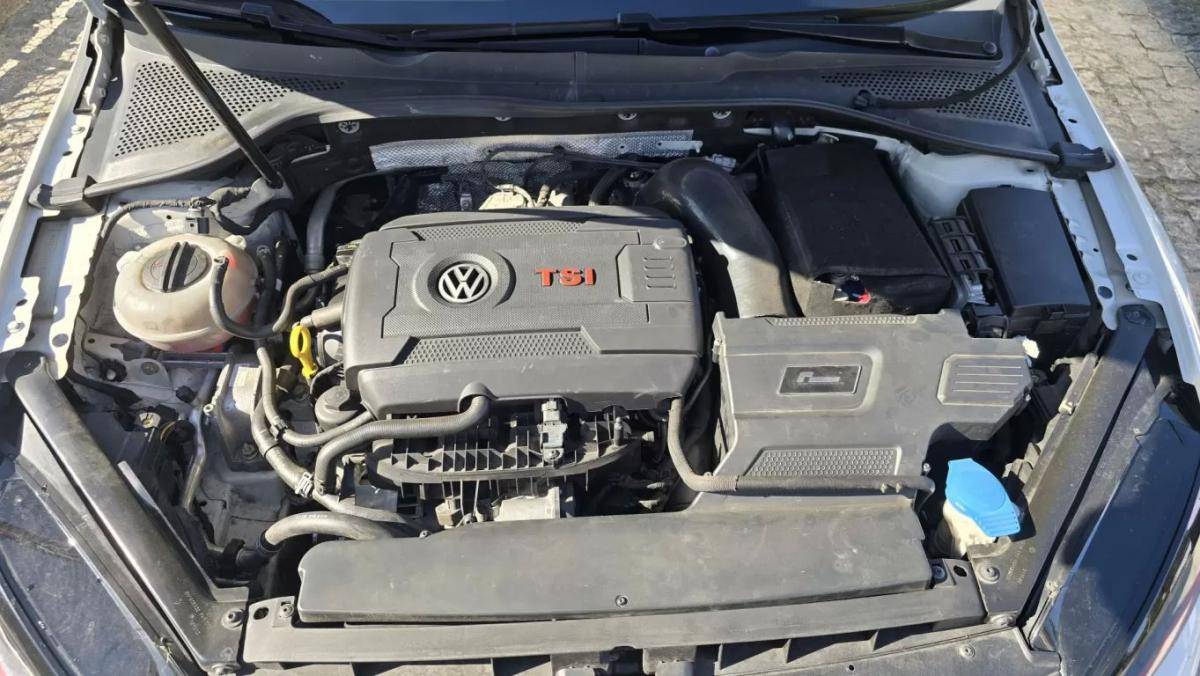 volkswagen-golf-2013-gasolina-1984cc