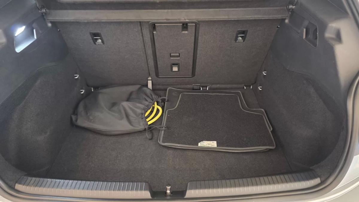 volkswagen-id-3-2023-eletrico-200cc