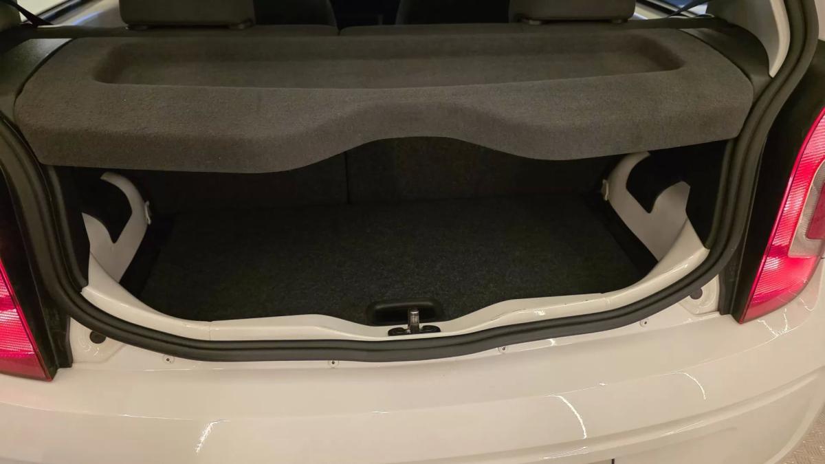 volkswagen-up-2013-gasolina-999cc