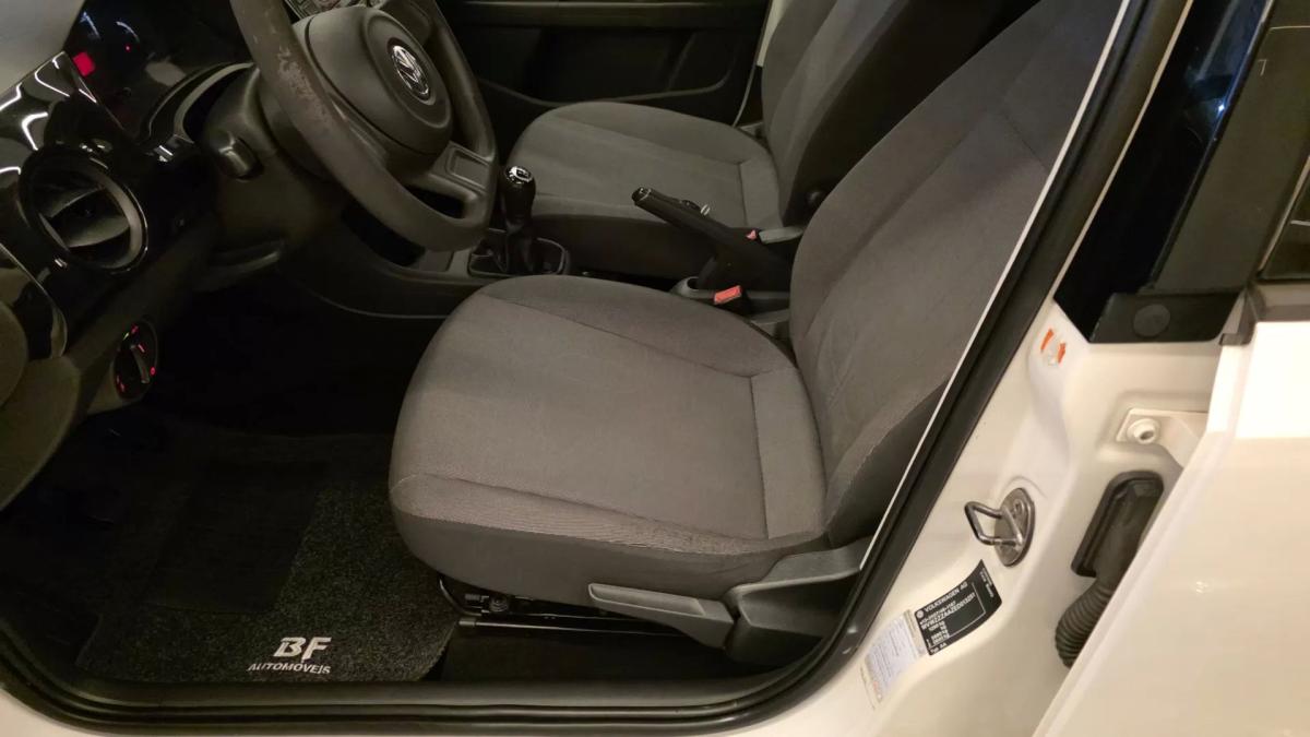 volkswagen-up-2013-gasolina-999cc