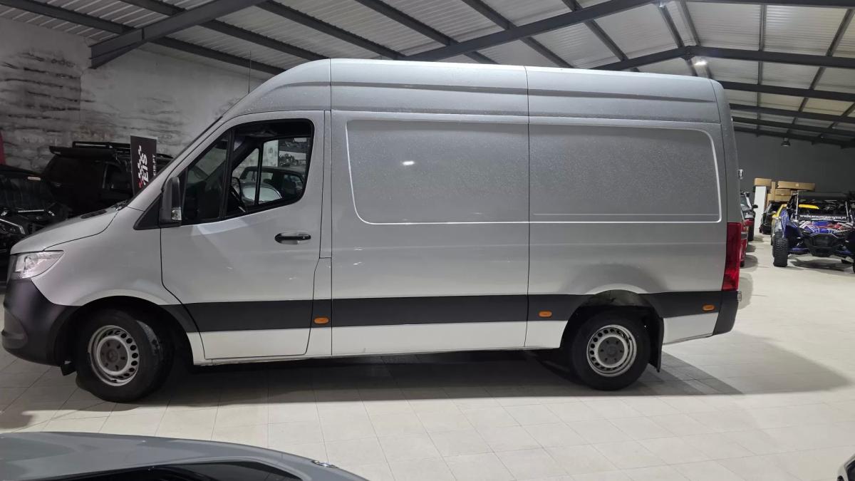 mercedes-benz-sprinter-2018-diesel-2143cc