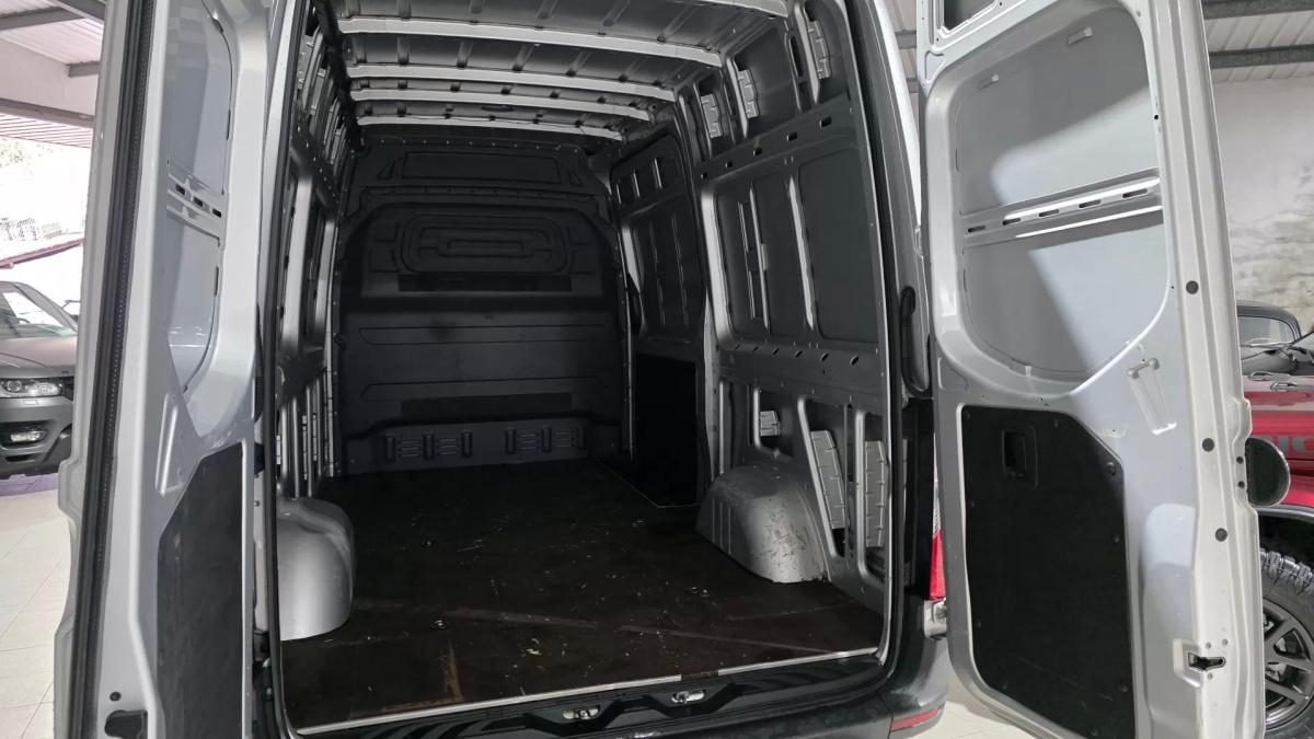 mercedes-benz-sprinter-2018-diesel-2143cc