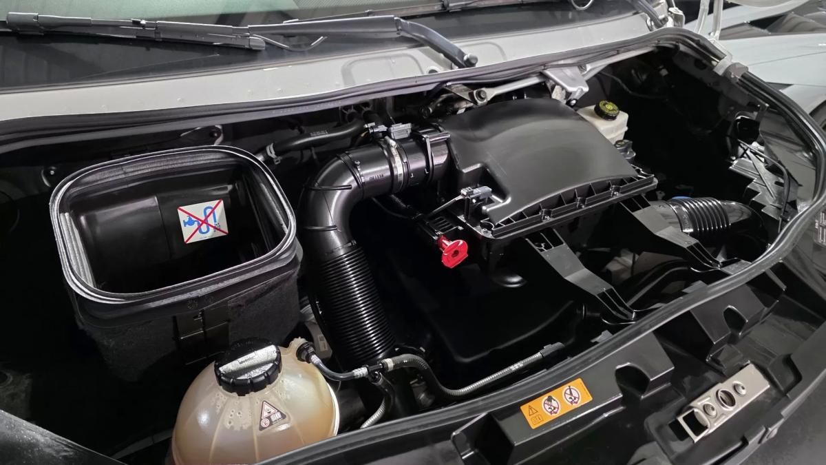 mercedes-benz-sprinter-2018-diesel-2143cc