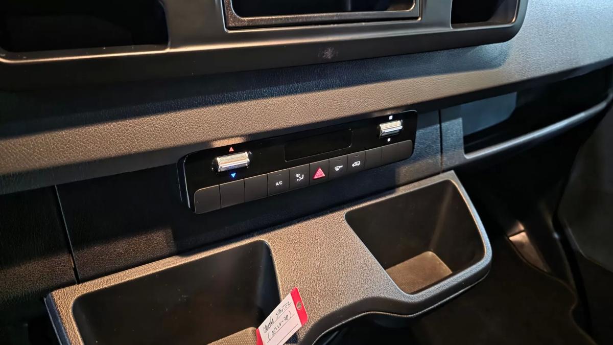 mercedes-benz-sprinter-2018-diesel-2143cc