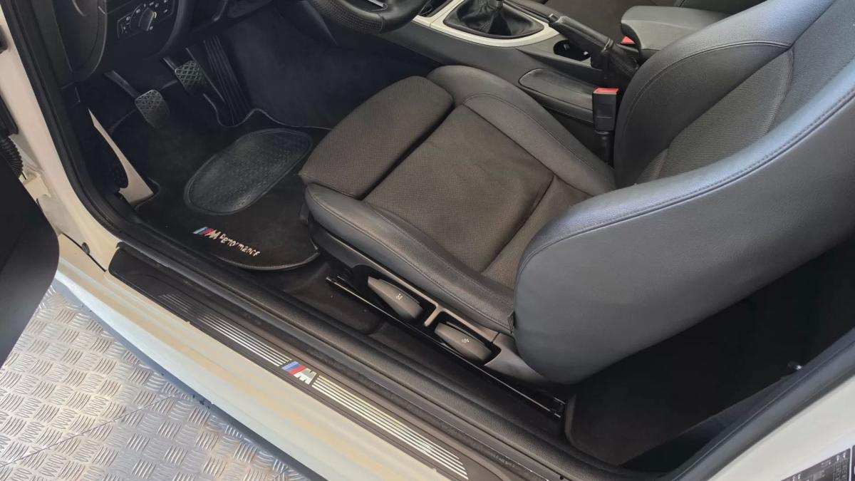 bmw-serie-1-2009-diesel-1995cc