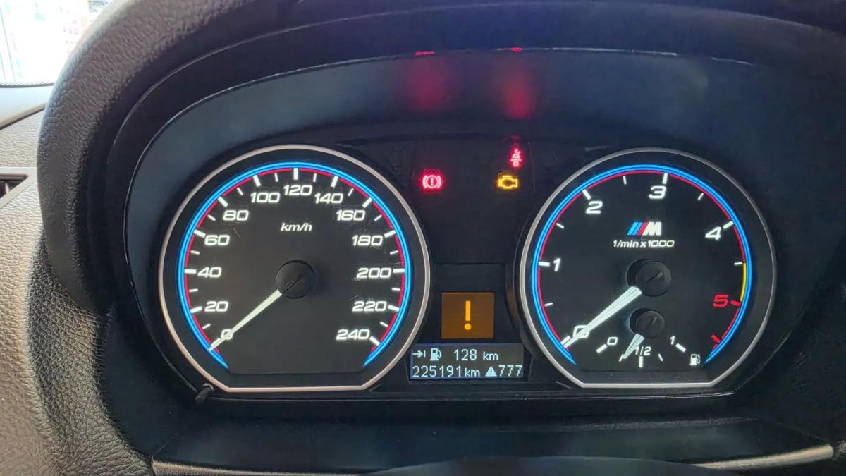 bmw-serie-1-2009-diesel-1995cc