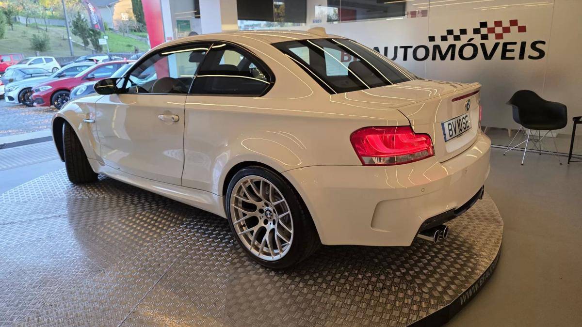 bmw-serie-1-2012-gasolina-2979cc