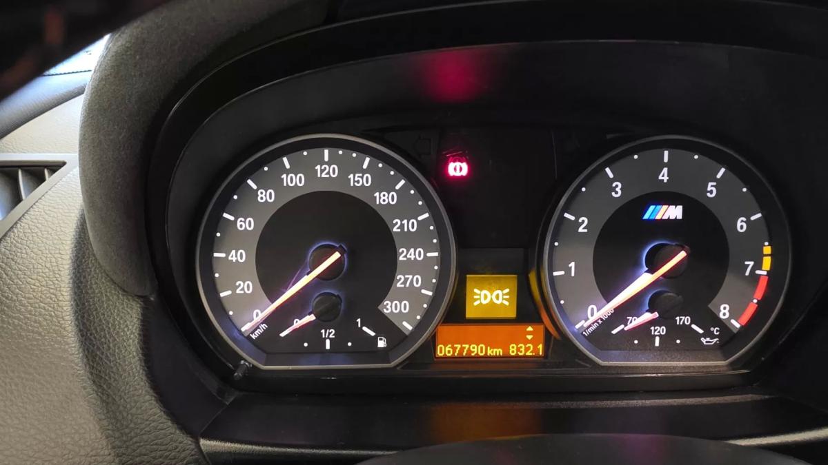 bmw-serie-1-2012-gasolina-2979cc