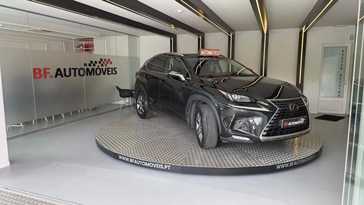 lexus-nx-300h-2018-hibrido-a-gasolina-2494cc