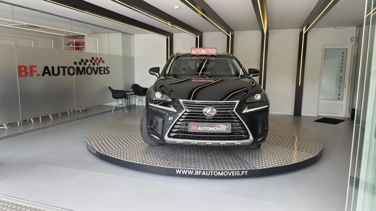 lexus-nx-300h-2018-hibrido-a-gasolina-2494cc