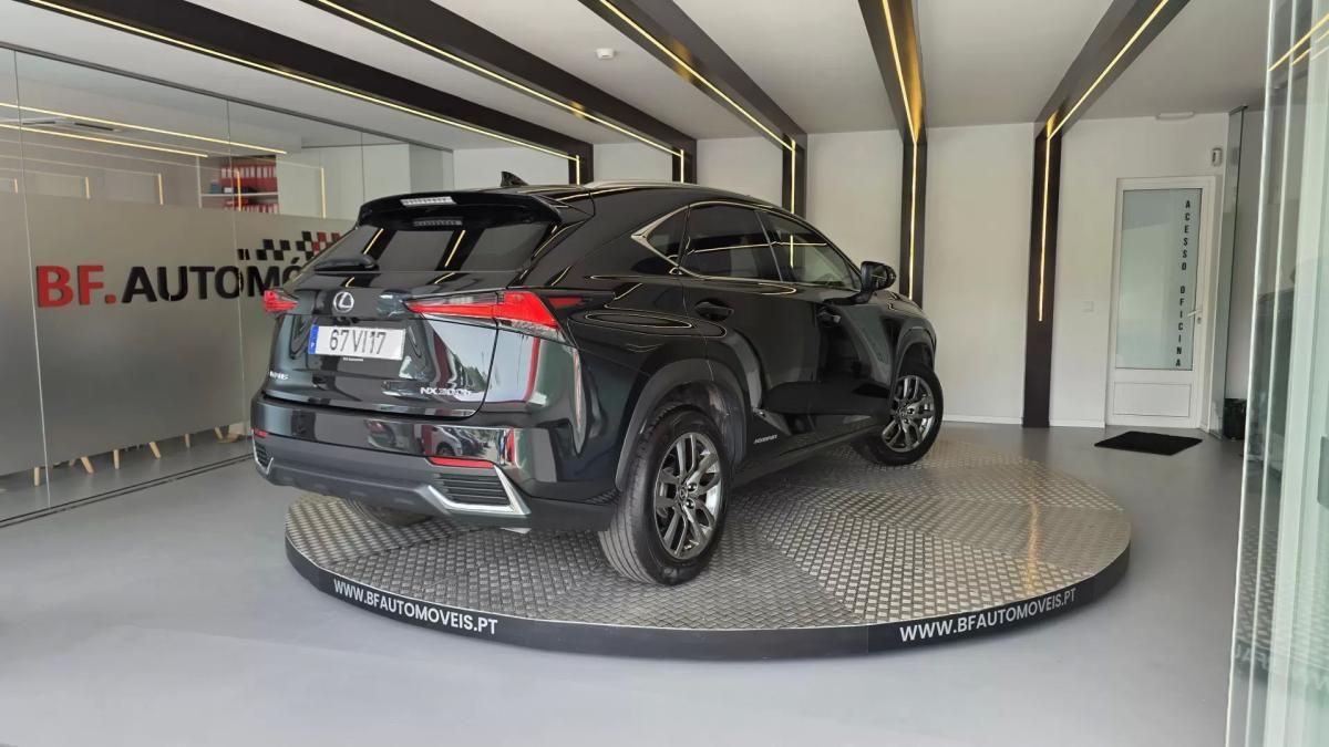 lexus-nx-300h-2018-hibrido-a-gasolina-2494cc