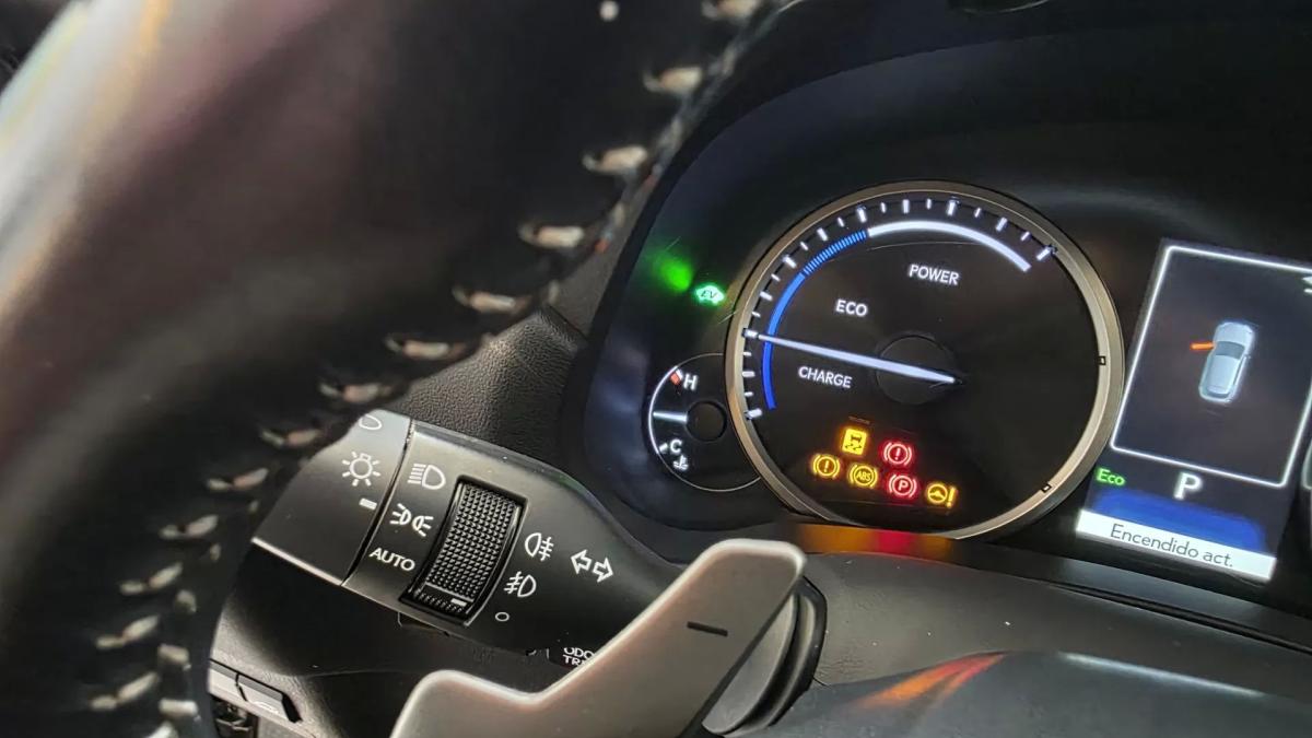 lexus-nx-300h-2018-hibrido-a-gasolina-2494cc