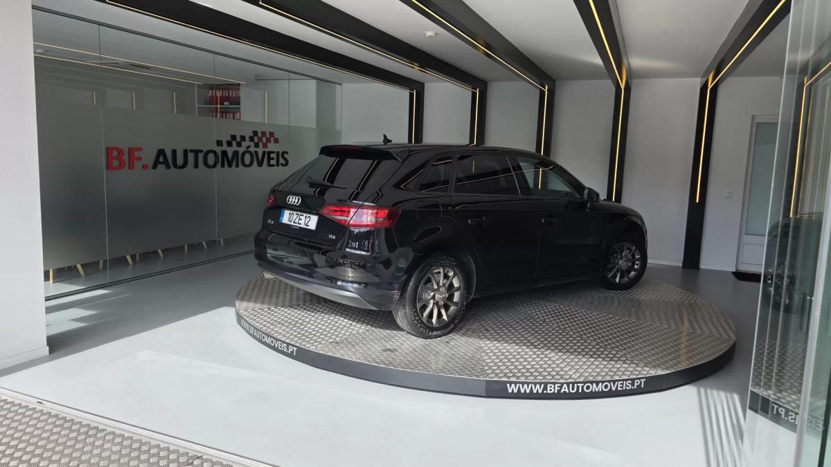audi-a3-sportback-2016-diesel-1598cc