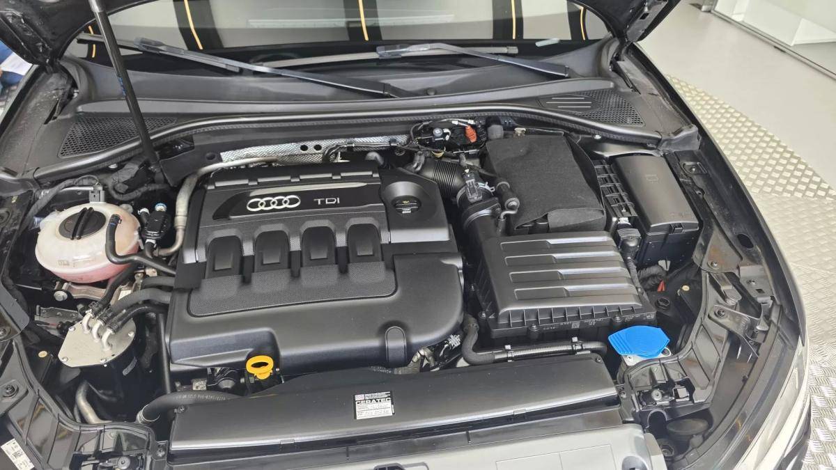 audi-a3-sportback-2016-diesel-1598cc