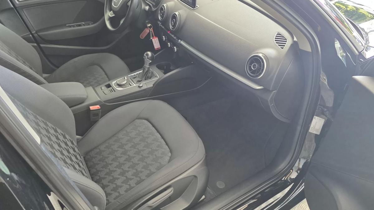 audi-a3-sportback-2016-diesel-1598cc