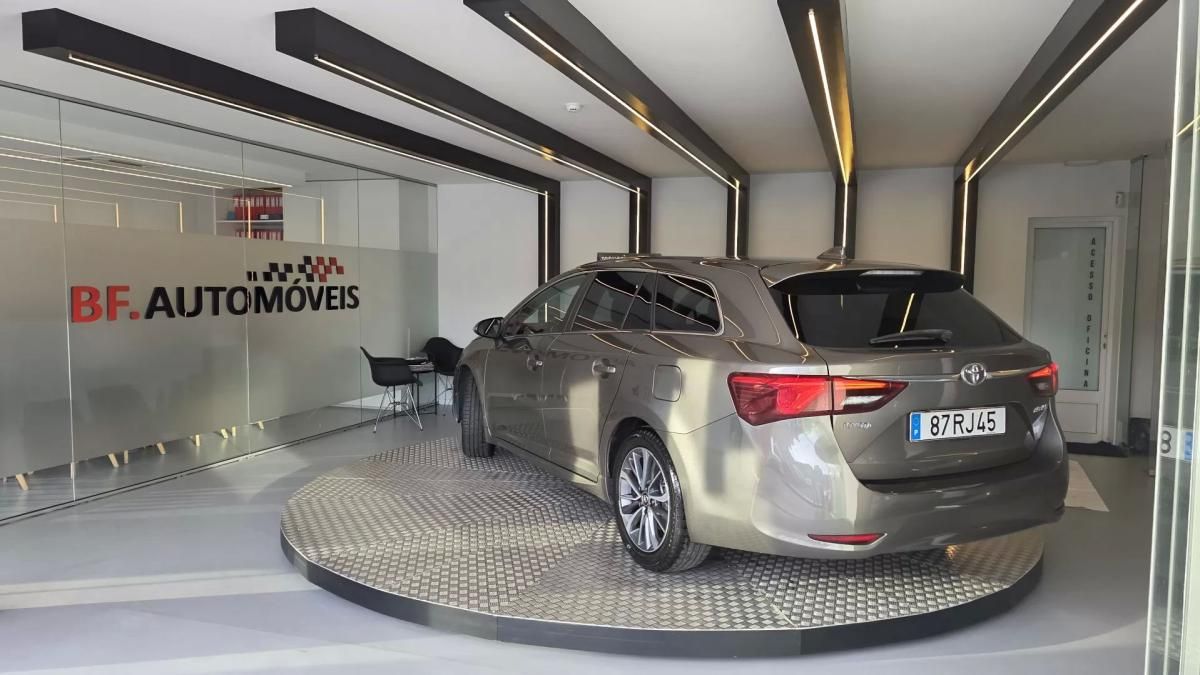 toyota-avensis-sw-2016-diesel-1995cc