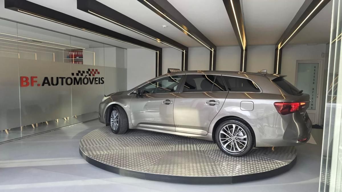 toyota-avensis-sw-2016-diesel-1995cc
