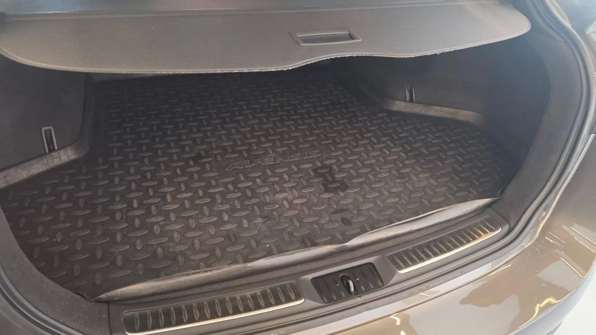 toyota-avensis-sw-2016-diesel-1995cc