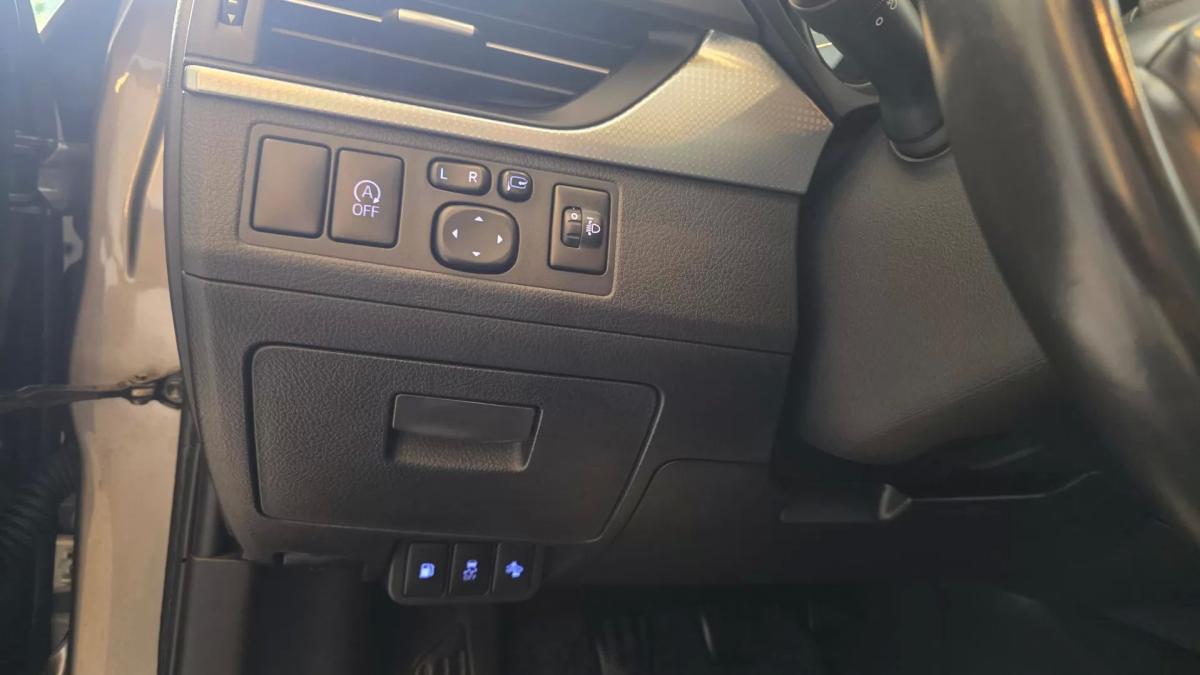 toyota-avensis-sw-2016-diesel-1995cc