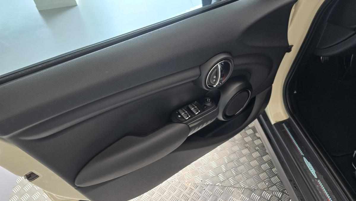 mini-one-2018-diesel-1496cc