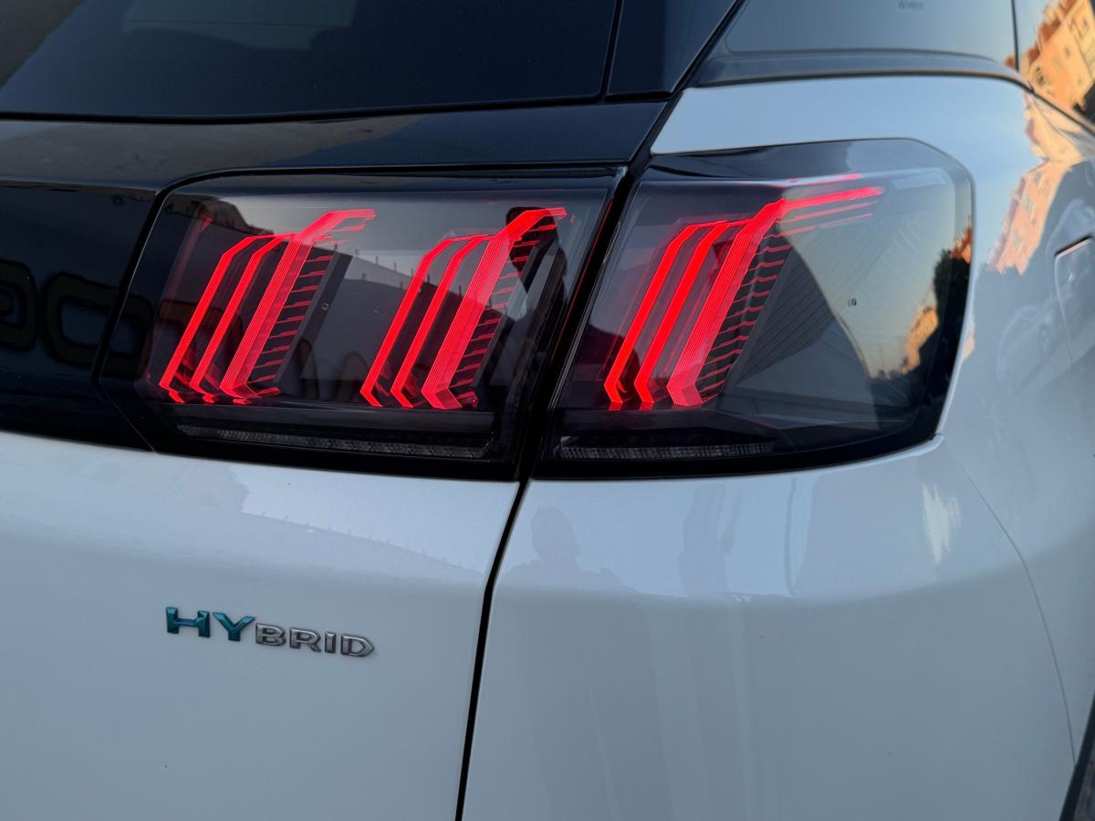peugeot-3008-2021-hibrido-a-gasolina-1598cc