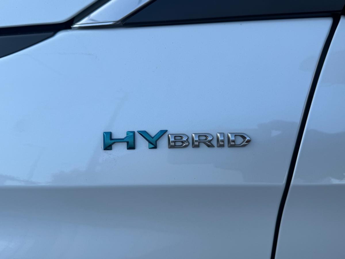 peugeot-3008-2021-hibrido-a-gasolina-1598cc