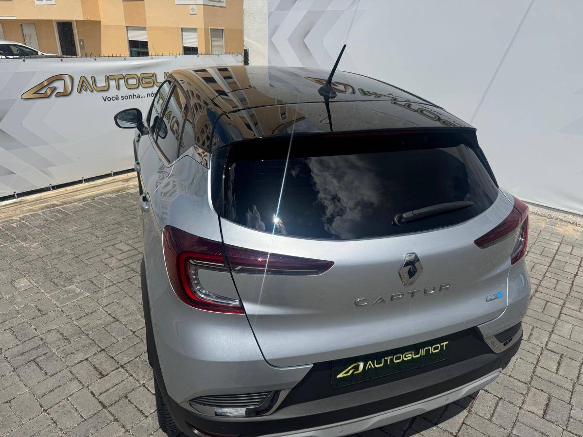 renault-captur-2022-hibrido-a-gasolina-1598cc