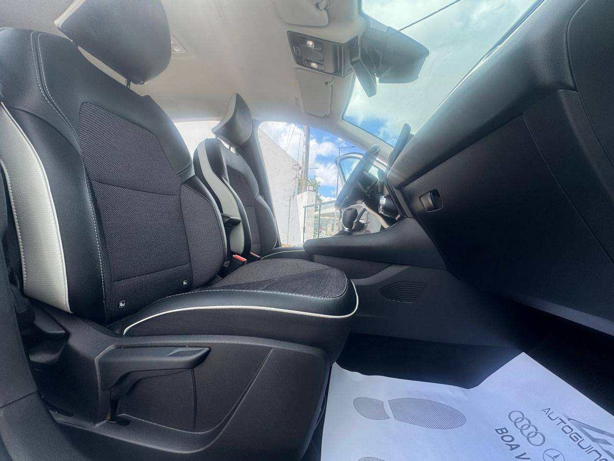 renault-captur-2022-hibrido-a-gasolina-1598cc