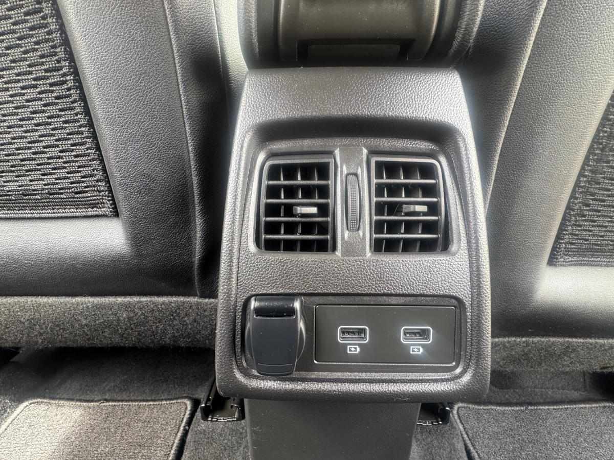 renault-captur-2022-hibrido-a-gasolina-1598cc