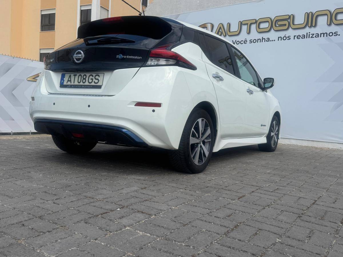 nissan-leaf-2018-eletrico-500cc