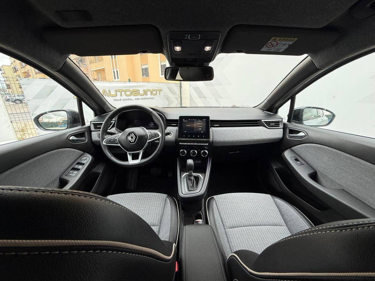 renault-clio-2024-hibrido-a-gasolina-1598cc