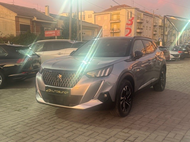 peugeot-2008-2022-gasolina-1199cc