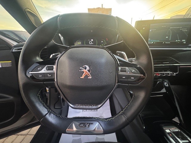 peugeot-2008-2022-gasolina-1199cc
