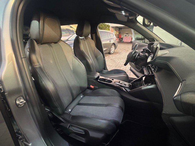 peugeot-2008-2022-gasolina-1199cc