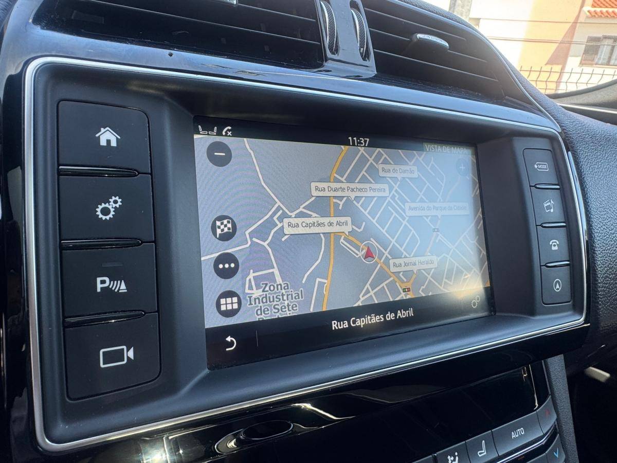 jaguar-f-pace-2017-diesel-1999cc
