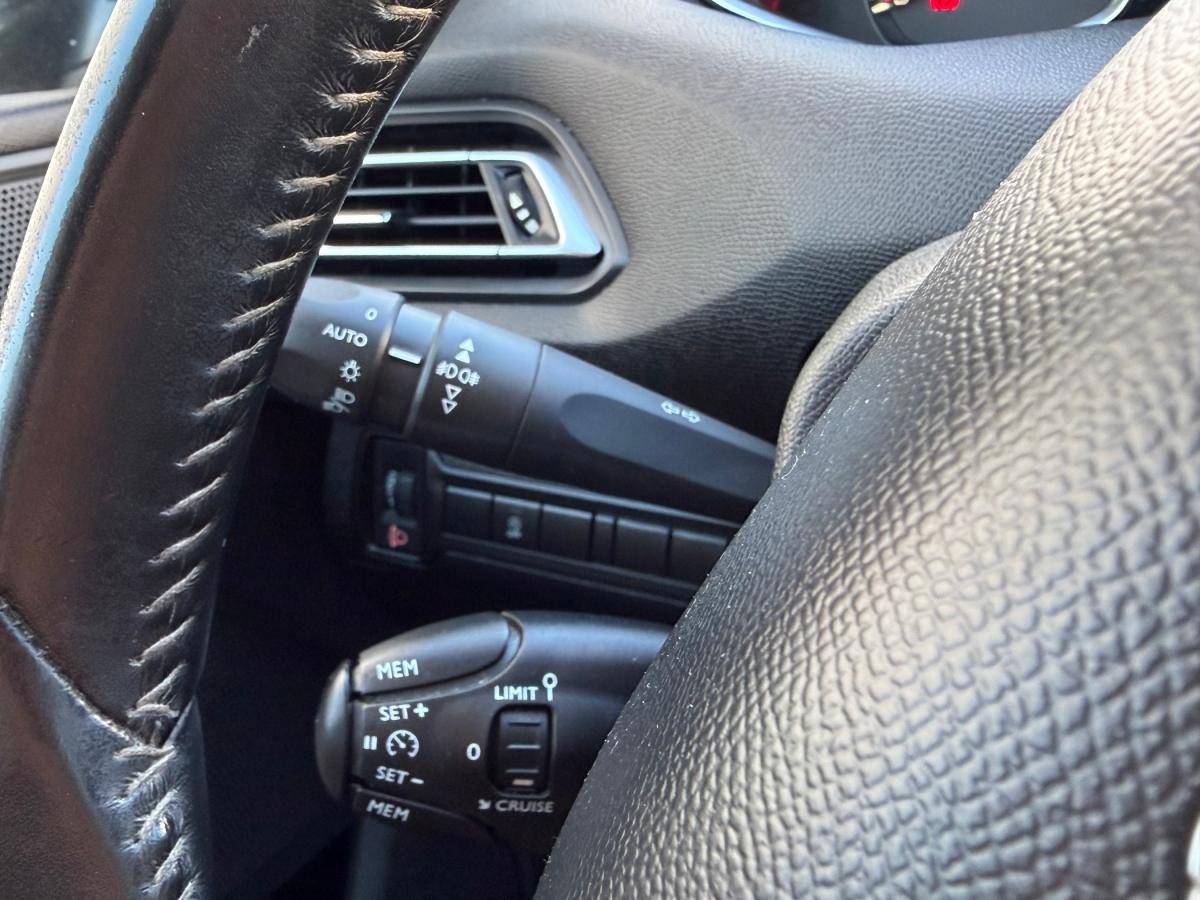 peugeot-308-2018-gasolina-1199cc