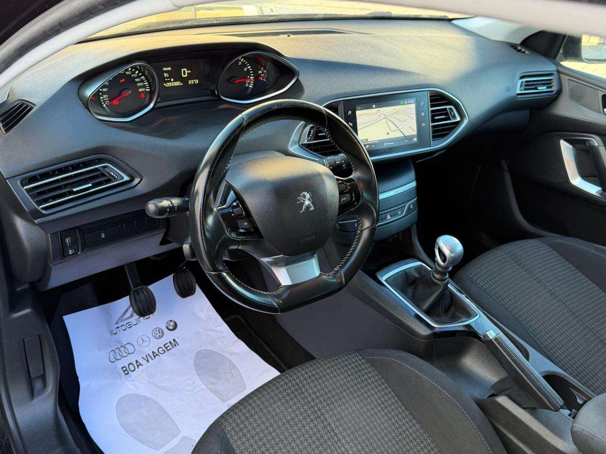 peugeot-308-2018-gasolina-1199cc
