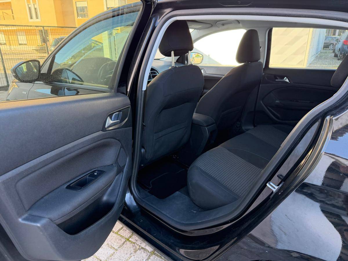 peugeot-308-2018-gasolina-1199cc
