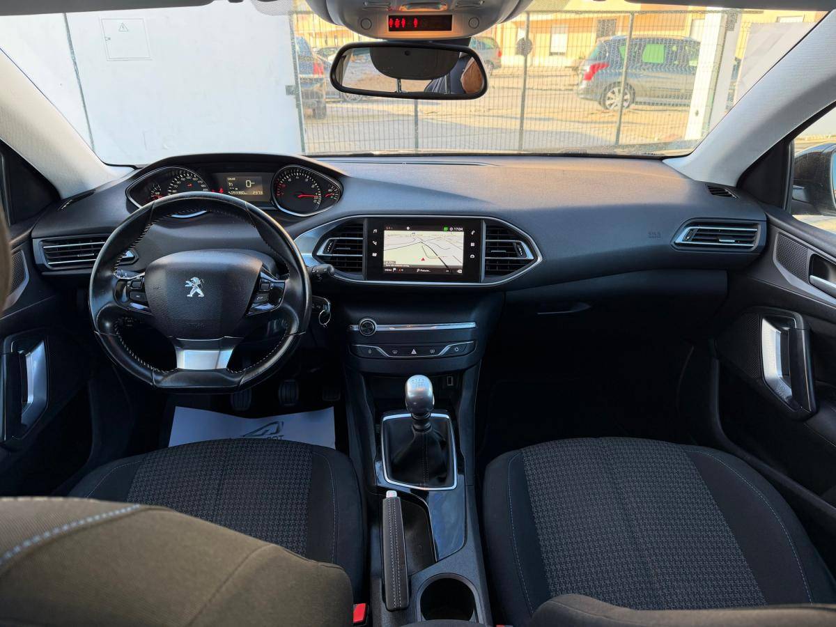 peugeot-308-2018-gasolina-1199cc