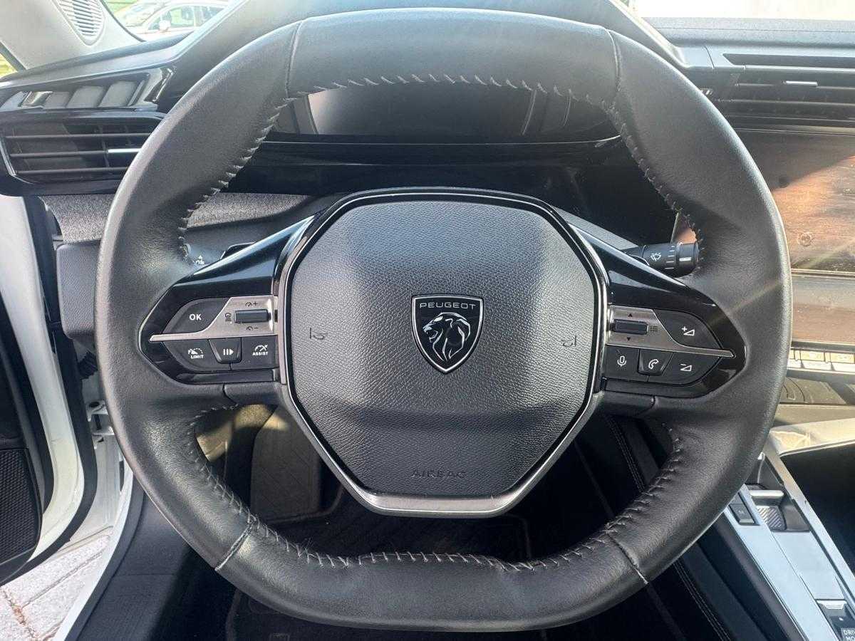 peugeot-308-2022-gasolina-1199cc