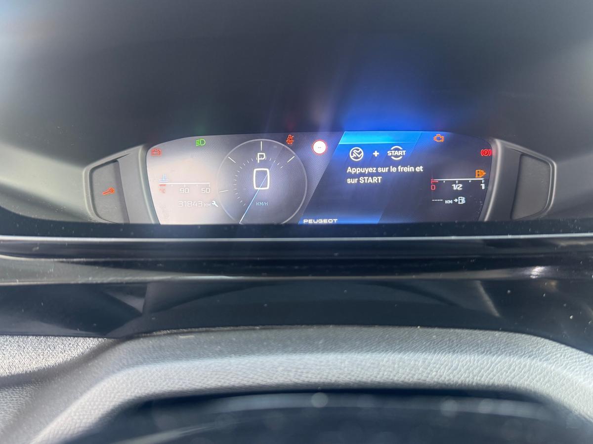 peugeot-308-2022-gasolina-1199cc