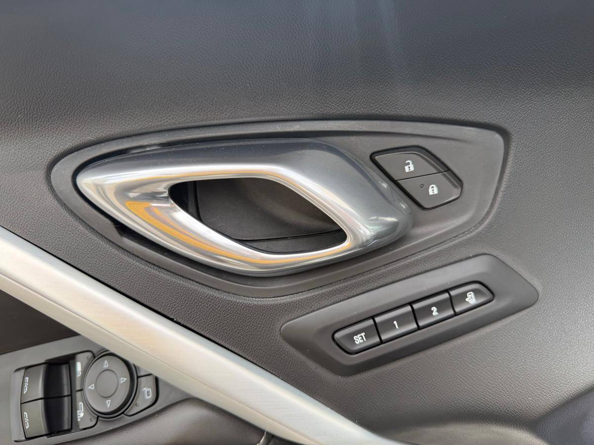 chevrolet-camaro-2019-gasolina-1998cc