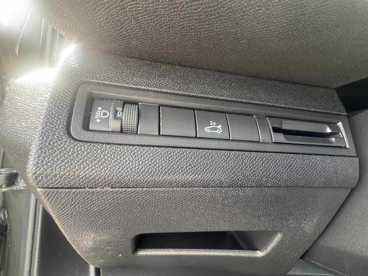 peugeot-3008-2020-gasolina-1199cc