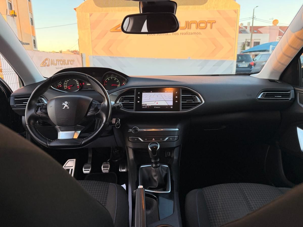 peugeot-308-2020-gasolina-1199cc