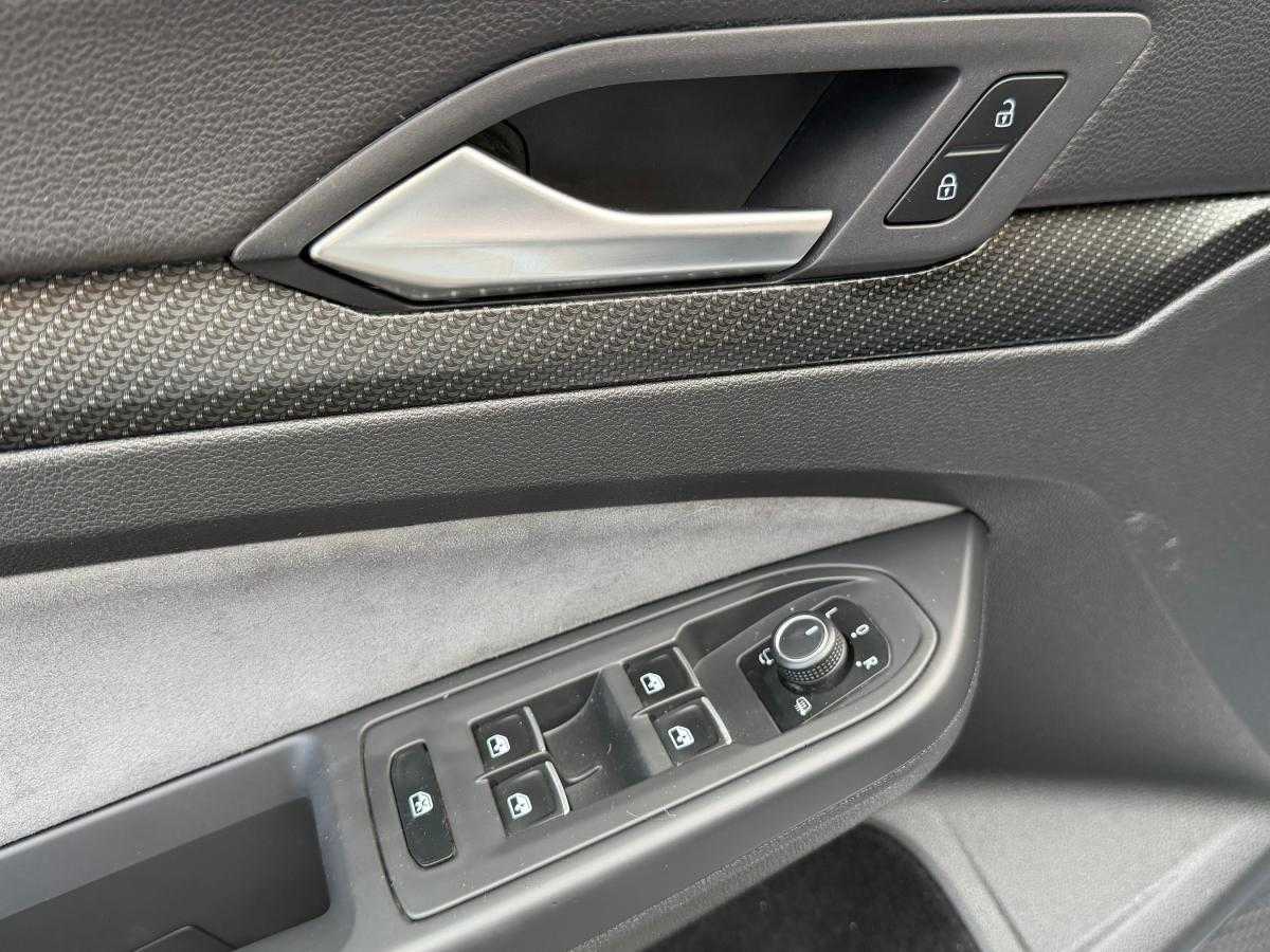volkswagen-golf-2023-hibrido-a-gasolina-1498cc