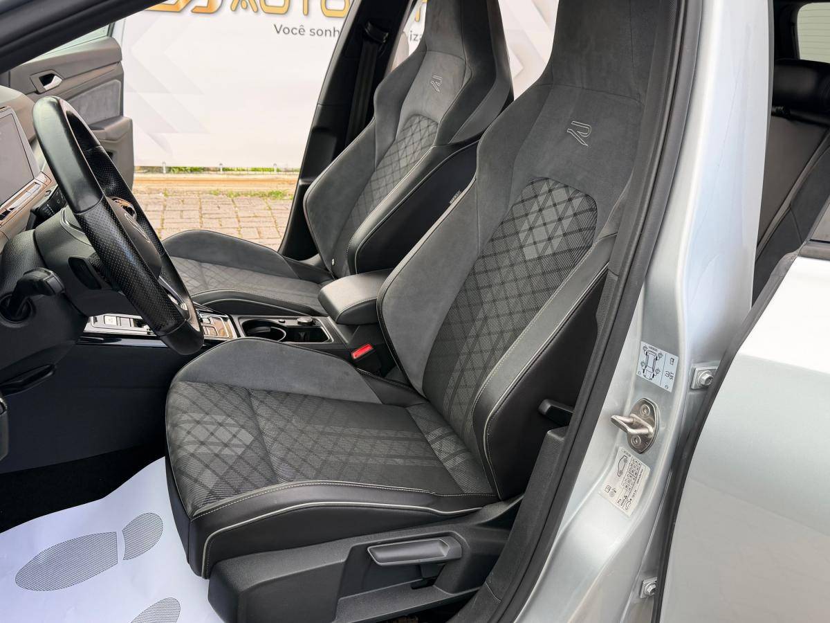 volkswagen-golf-2023-hibrido-a-gasolina-1498cc