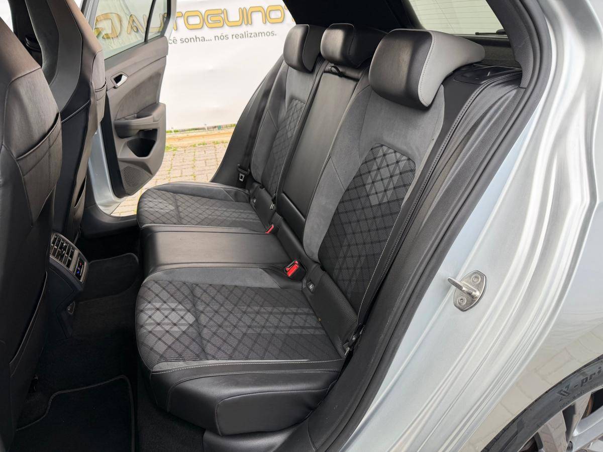 volkswagen-golf-2023-hibrido-a-gasolina-1498cc