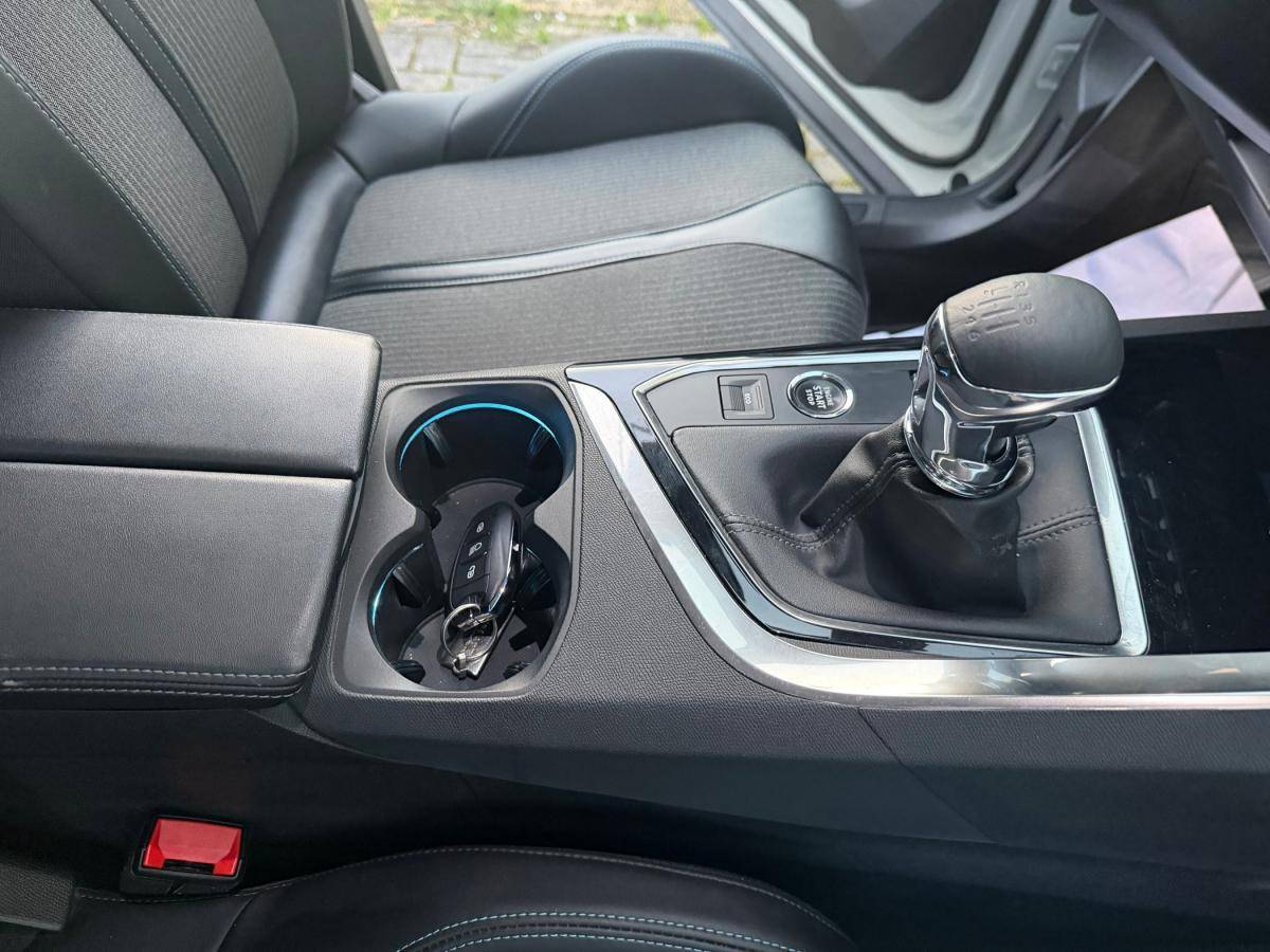 peugeot-3008-2021-diesel-1499cc